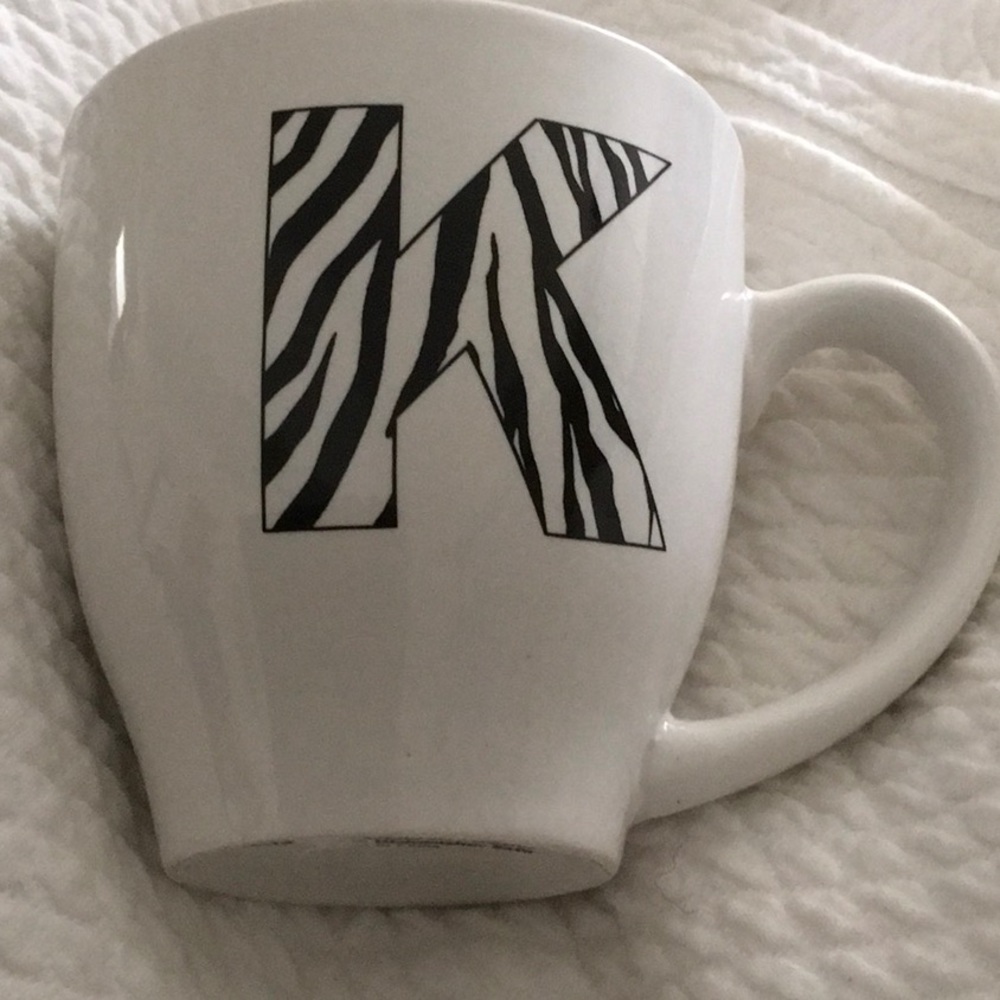 Home essentials large initialed cup with “K”